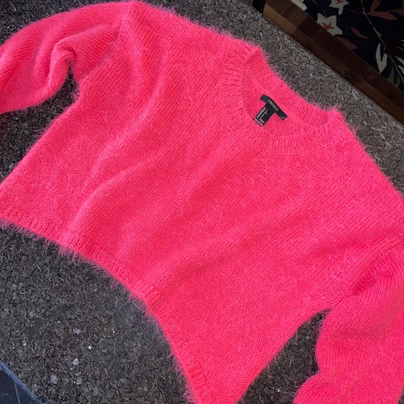 Forever 21 Cropped Sweater - Picture 1 of 3